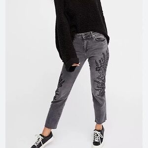 We The Free Charcoal Embroidered THE GIRLFRIEND Ankle Jeans SIZE 27